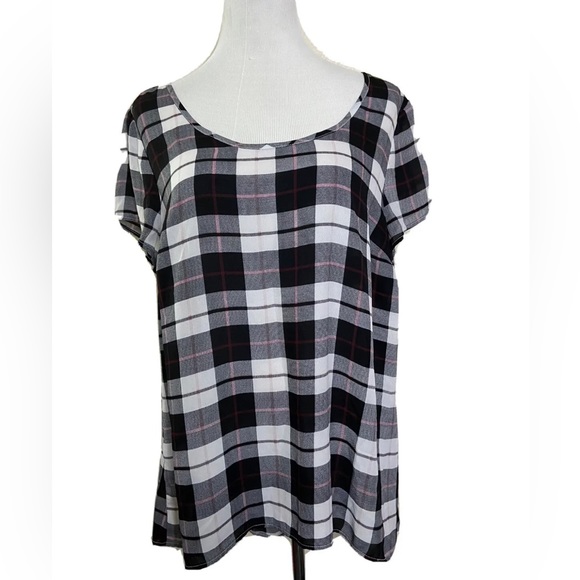 torrid Tops - Size 3 Torrid sheer plaid top